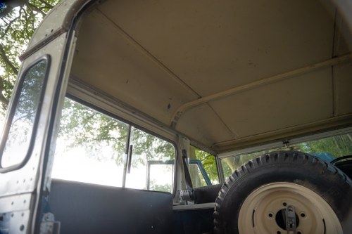 1977 Land Rover Series III 88" Te koop (foto 70 van 132)