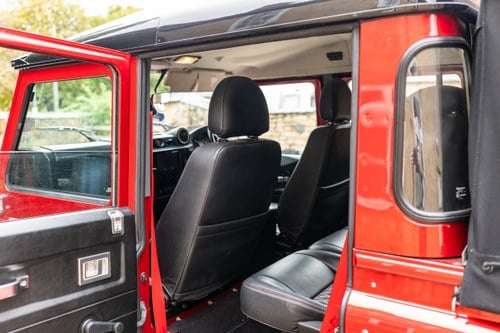 2014 Land Rover Defender à venda (imagem 49 de 213)