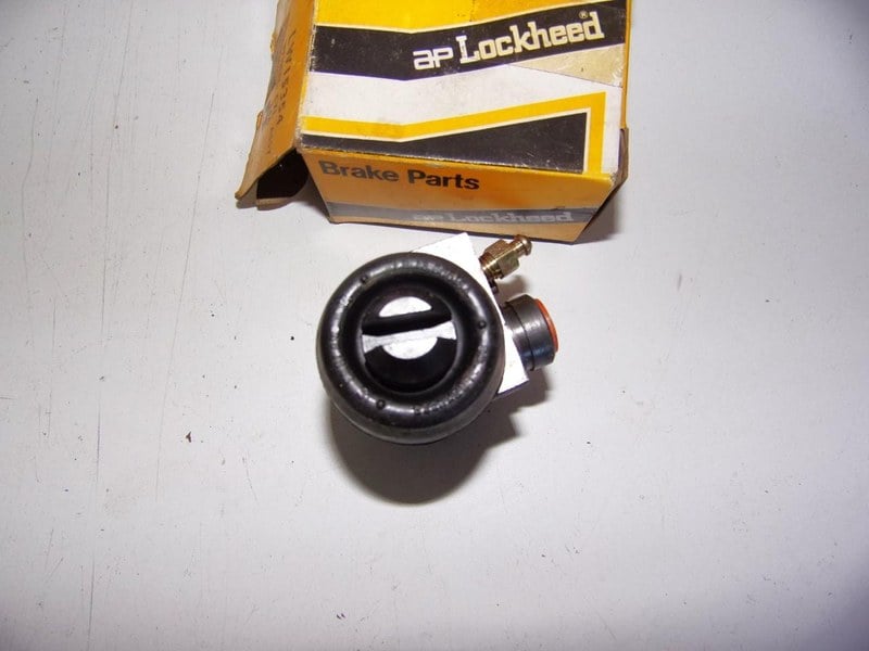 AUSTIN Metro - 2 AUSTIN Metro - 2
