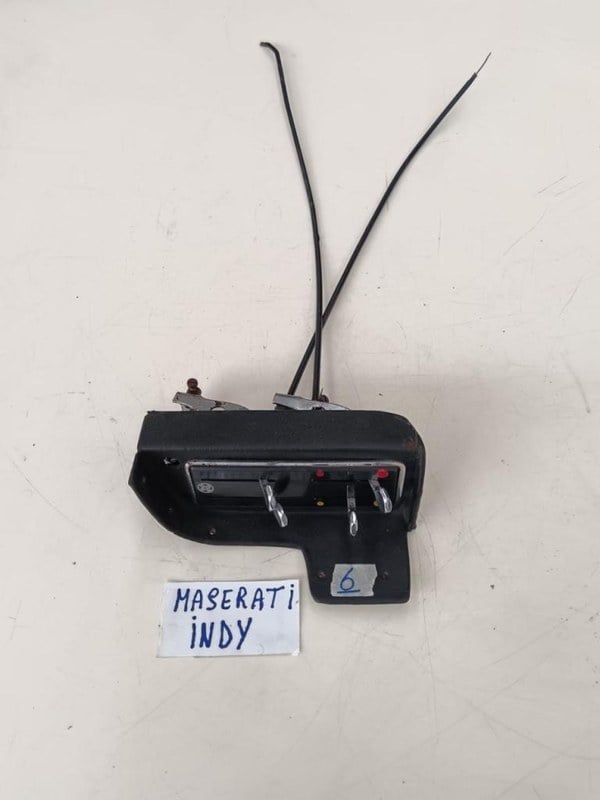 MASERATI Indy - 1 MASERATI Indy - 1