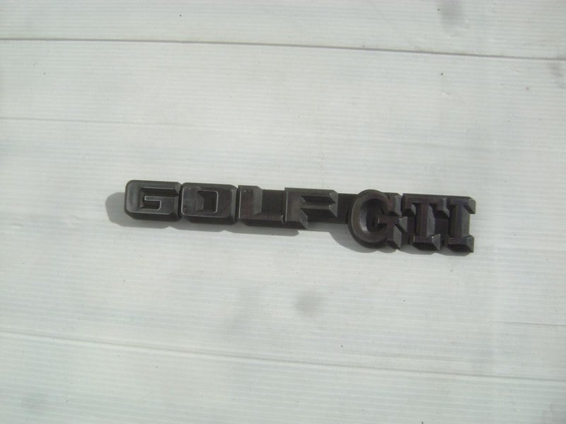 VOLKSWAGEN Golf - 1 VOLKSWAGEN Golf - 1