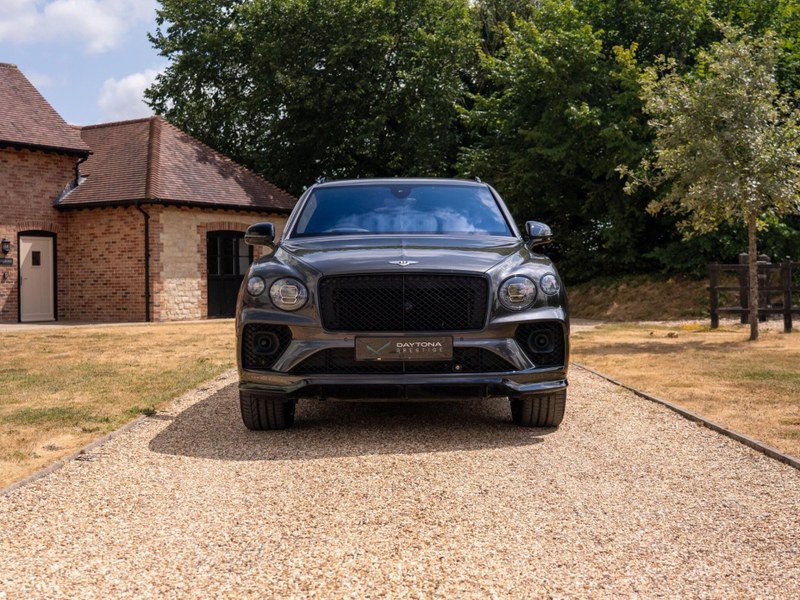 2023 Bentley Bentayga - 2 2023 Bentley Bentayga - 2