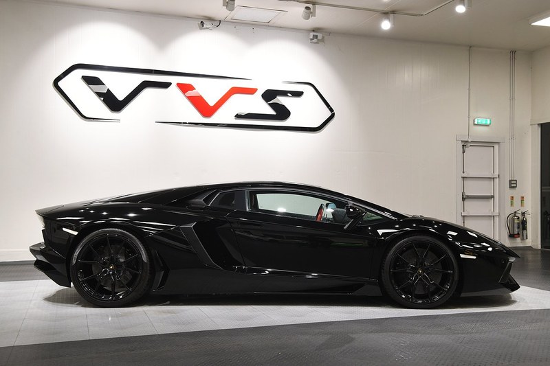 2014 Lamborghini Aventador - 2 2014 Lamborghini Aventador - 2