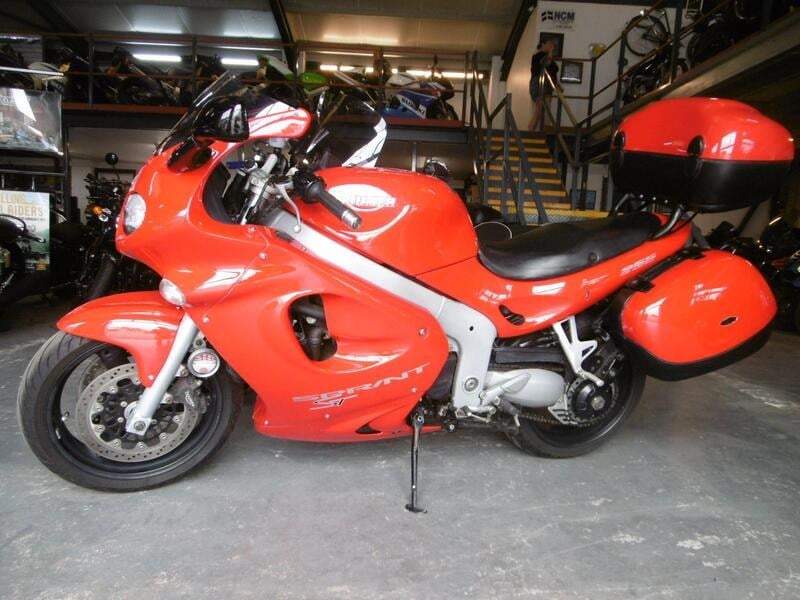 1999 Triumph Sprint 900 - 2 1999 Triumph Sprint 900 - 2