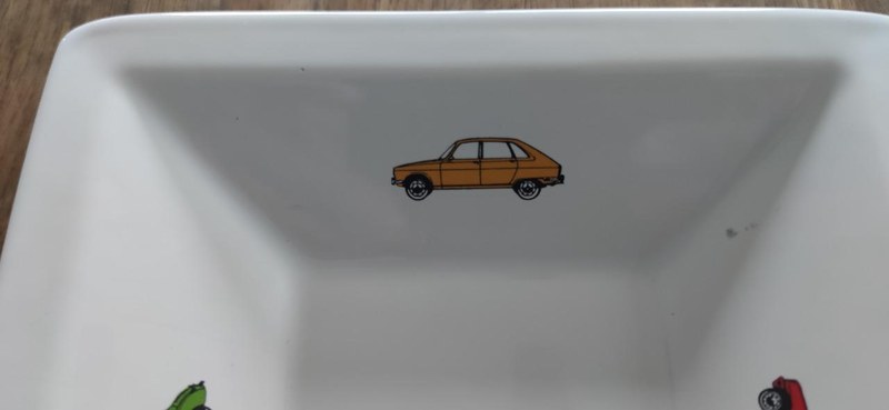 RENAULT 4 (R4) - 2 RENAULT 4 (R4) - 2