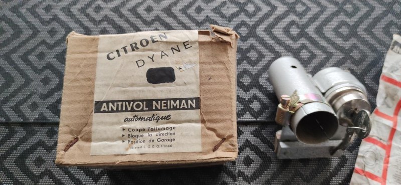 CITROEN Dyane - 2 CITROEN Dyane - 2