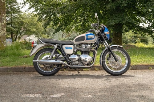 2002 Triumph Bonneville Golden Jubilee - Only 3,827 Miles In vendita (immagine 1 di 123)