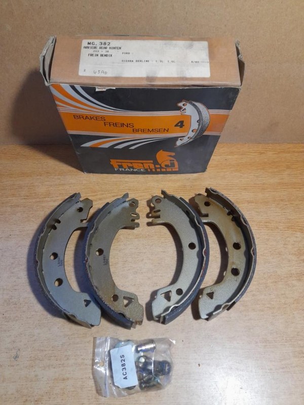 FORD Sierra - 1 FORD Sierra - 1