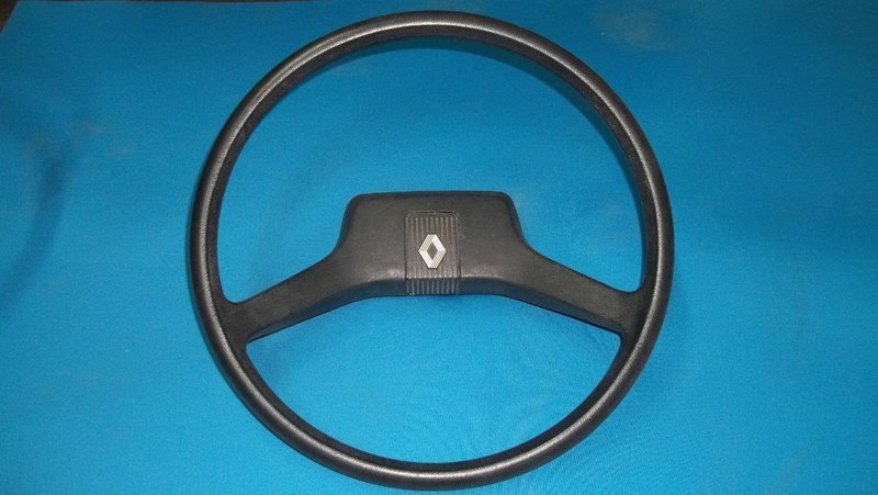 RENAULT 18 (R18) - 1 RENAULT 18 (R18) - 1