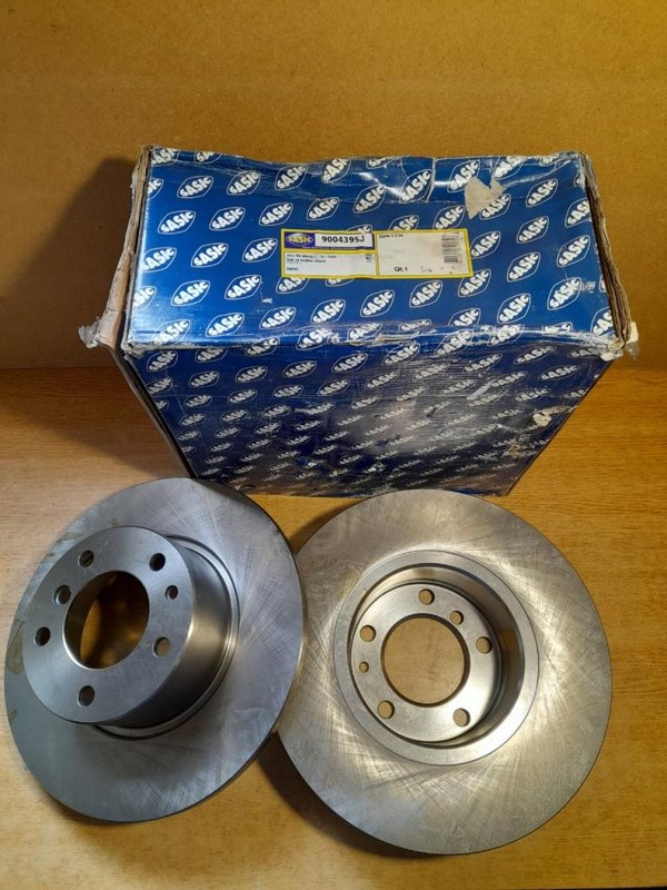 BMW 518 - 1 BMW 518 - 1