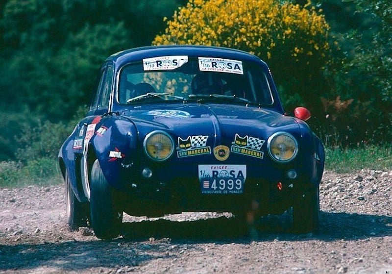 RENAULT Dauphine - 1 RENAULT Dauphine - 1