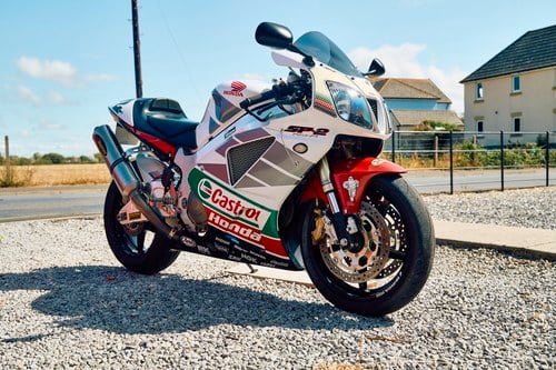 2003 Honda VTR1000 SP2 For Sale (picture 1 of 100)