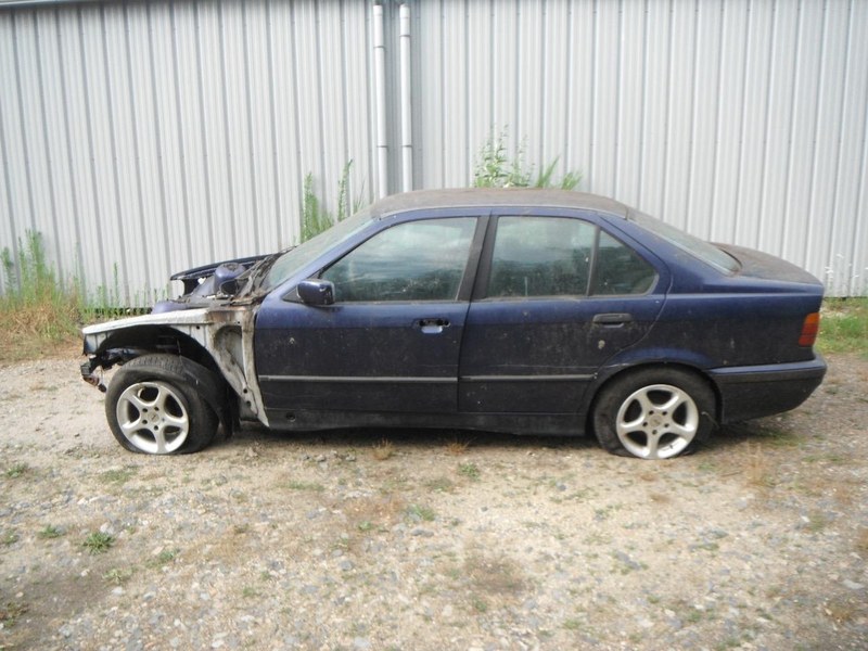 BMW 320 - 1 BMW 320 - 1