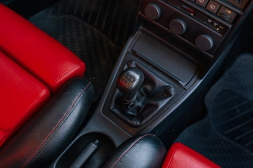 1989 Lancia Delta Integrale 16V till salu (bild 21 av 158)