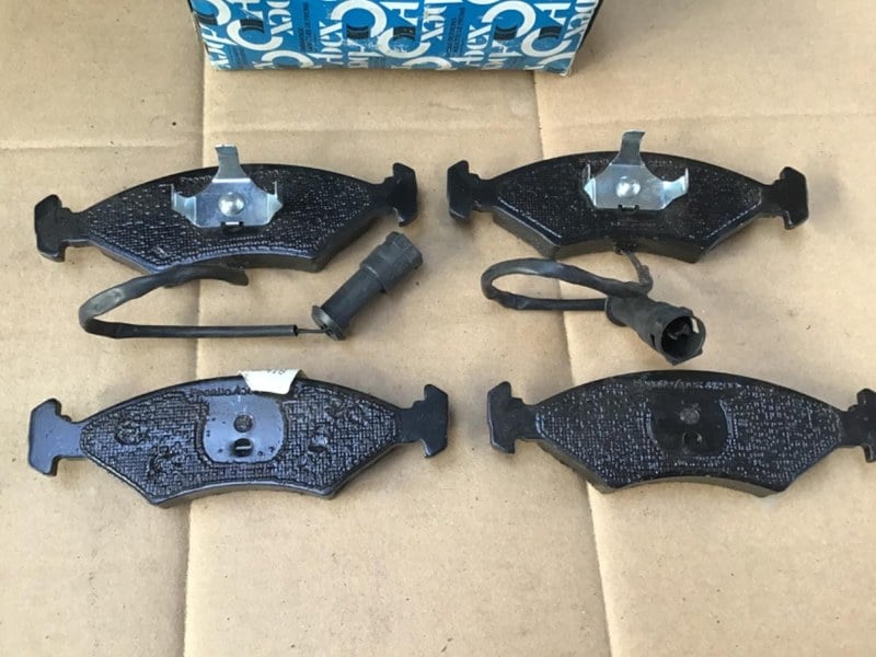 FORD Escort - 2 FORD Escort - 2