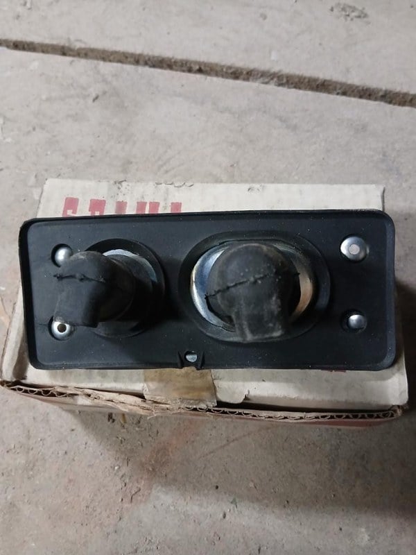 RENAULT 10 (R10) - 2 RENAULT 10 (R10) - 2