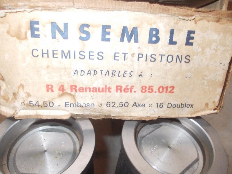 RENAULT 4L (R4L) - 2 RENAULT 4L (R4L) - 2