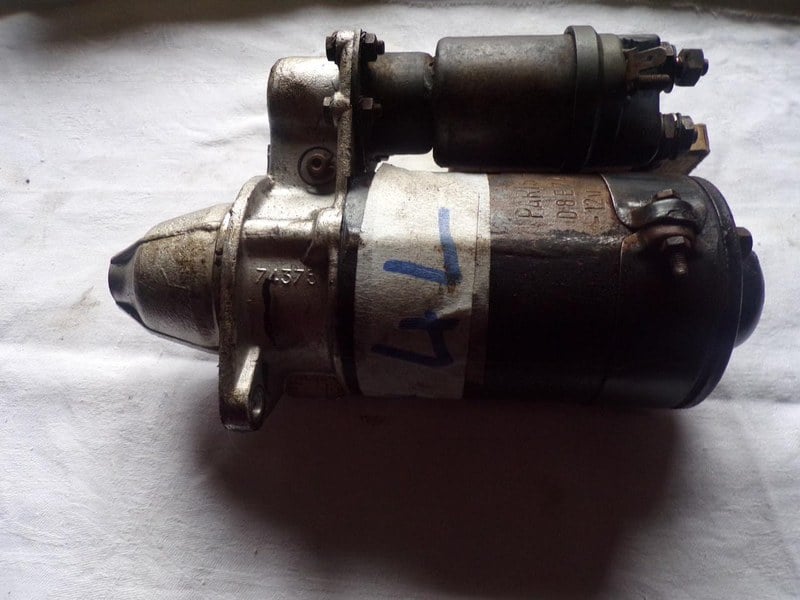 RENAULT 4L (R4L) - 1 RENAULT 4L (R4L) - 1