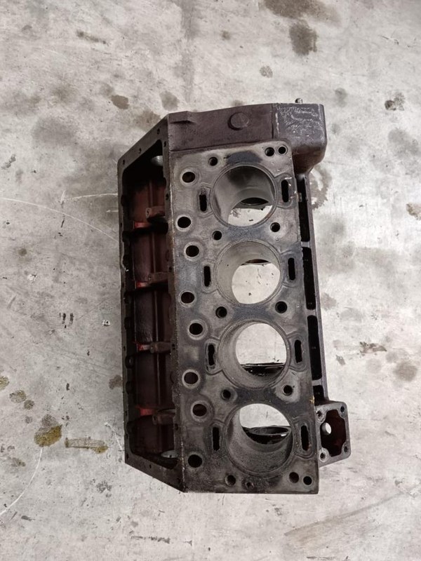DAIMLER 2.5 V8 - 1 DAIMLER 2.5 V8 - 1