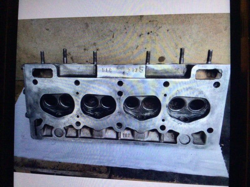 RENAULT 8 (R8) - 2 RENAULT 8 (R8) - 2