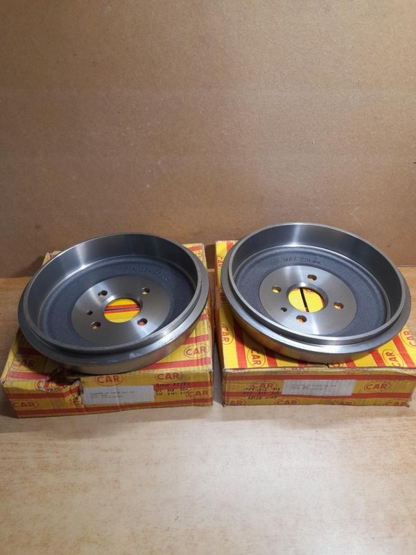 BMW 320 - 2 BMW 320 - 2