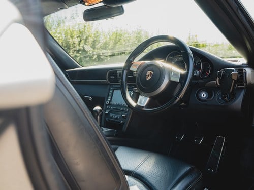 2009 Porsche Carrera 3.6L Manual 997.2 à venda (imagem 27 de 80)