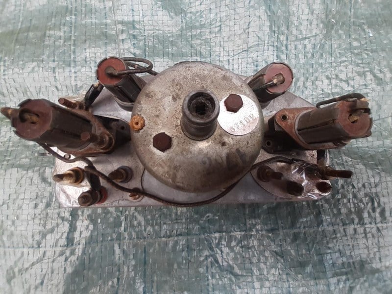 RENAULT 4CV - 2 RENAULT 4CV - 2