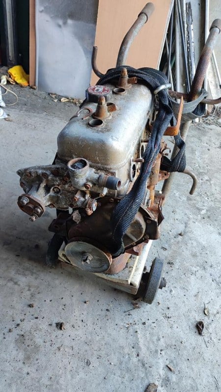 RENAULT 8 (R8) - 2 RENAULT 8 (R8) - 2