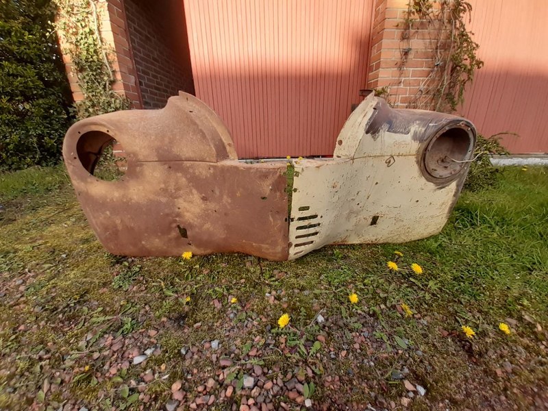 RENAULT 4CV - 1 RENAULT 4CV - 1