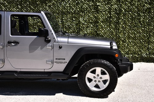 2016 Jeep Wrangler Sport Te koop (foto 49 van 88)