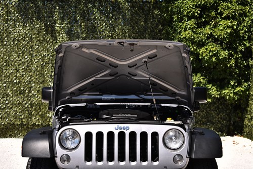 2016 Jeep Wrangler Sport Te koop (foto 78 van 88)