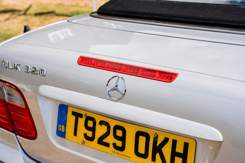 1999 Mercedes-Benz CLK320 Elegance C208 For Sale (picture 87 of 121)