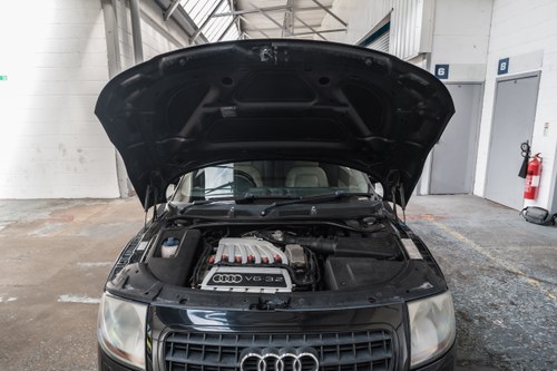 2005 Audi TT Coupe 3.2 V6 Quattro Te koop (foto 138 van 177)