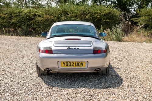 2001 Porsche 911 Carrera 2 Cabriolet - Recent engine overhaul Te koop (foto 21 van 190)