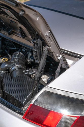 2001 Porsche 911 Carrera 2 Cabriolet - Recent engine overhaul Te koop (foto 167 van 190)