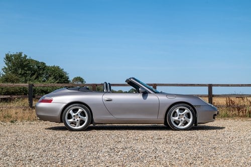 2001 Porsche 911 Carrera 2 Cabriolet - Recent engine overhaul Te koop (foto 12 van 190)