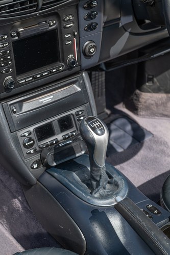 2001 Porsche 911 Carrera 2 Cabriolet - Recent engine overhaul Te koop (foto 46 van 190)