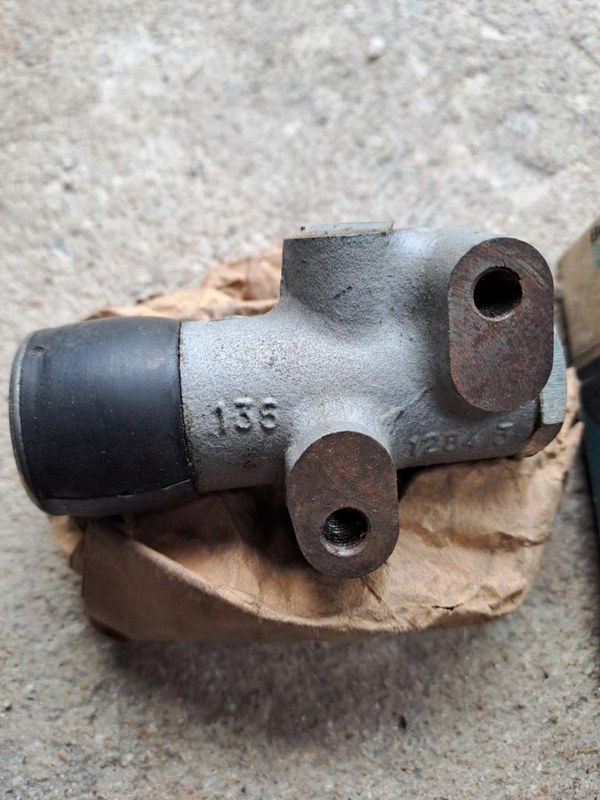 RENAULT 12 (R12) - 1 RENAULT 12 (R12) - 1