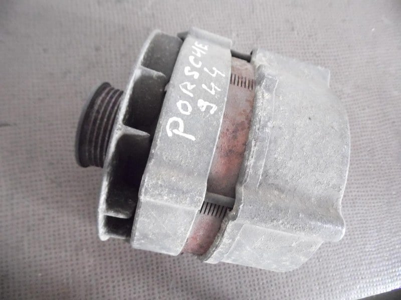 PORSCHE 944 - 2 PORSCHE 944 - 2