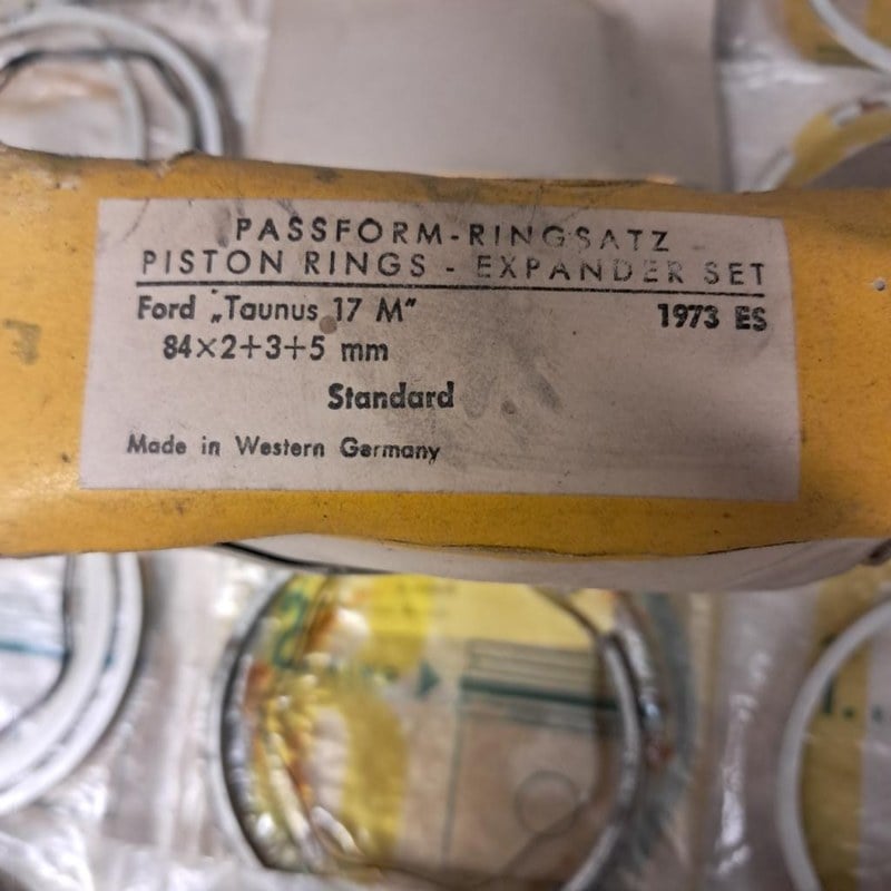 FORD 17 M - 2 FORD 17 M - 2