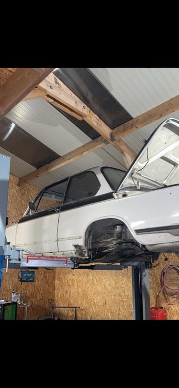 BMW 2002 - 2 BMW 2002 - 2