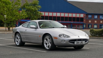 Jaguar XK XK8