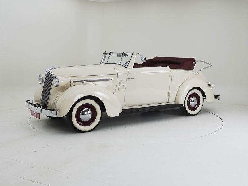 1937 Chrysler Wimbledon Six 3 Position DHC By Carlton, foto 1
