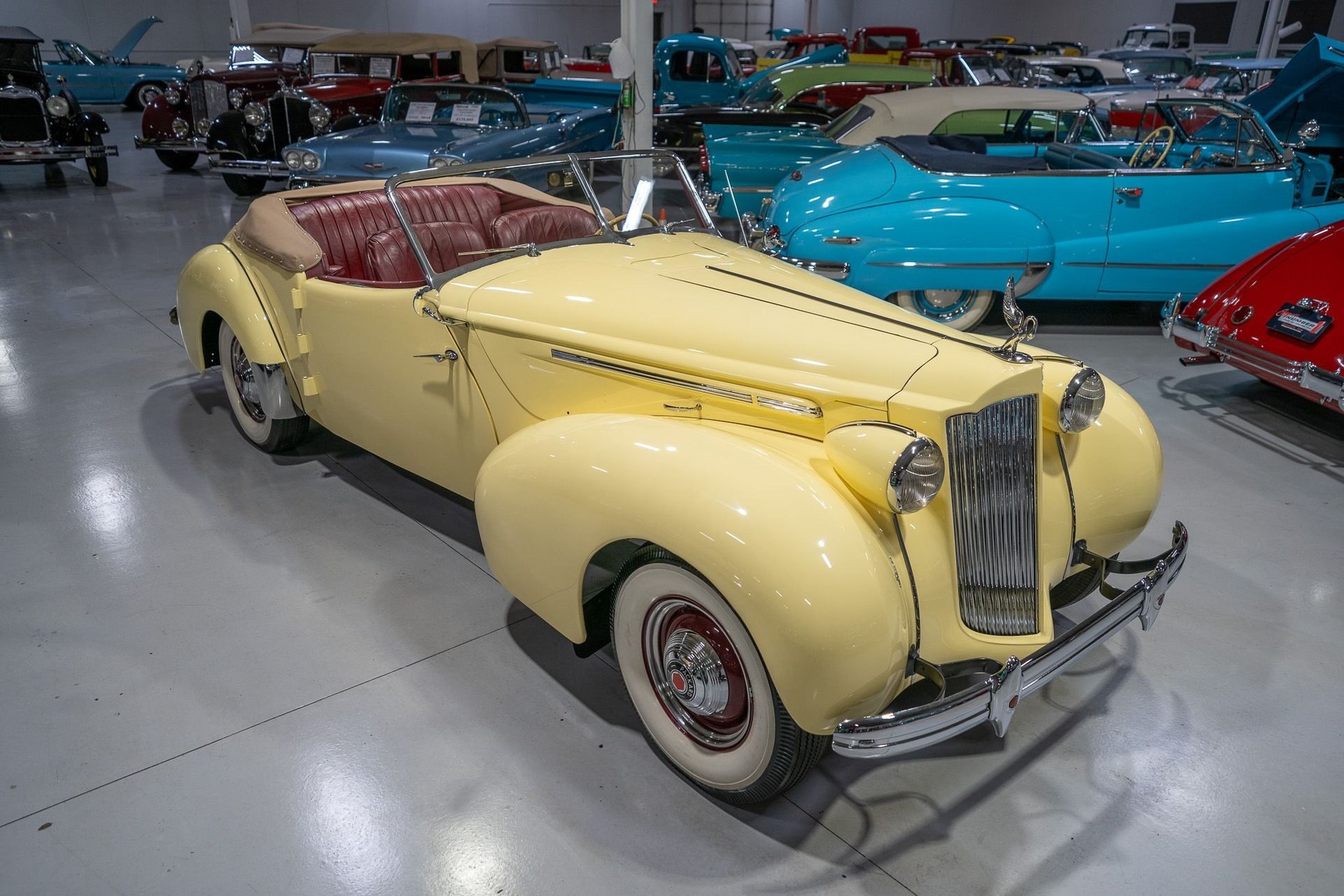 1939 Packard Series 1701 One-Twenty Darrin, foto 7
