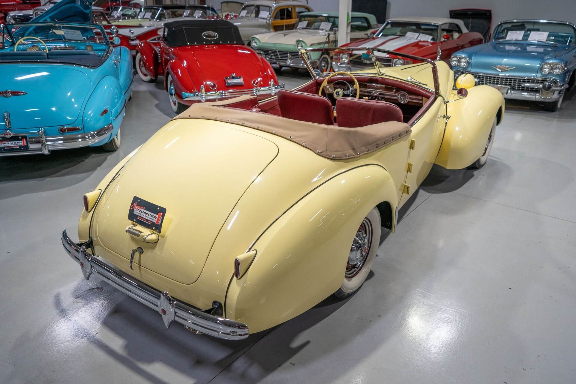 1939 Packard Series 1701 One-Twenty Darrin, foto 9