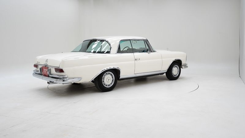 1968 Mercedes 280 - 2 1968 Mercedes 280 - 2