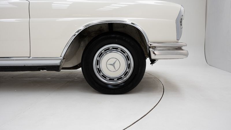 1968 Mercedes-Benz 280 SE, foto 10