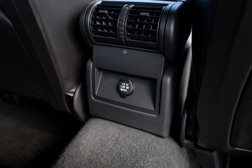 2001 Vauxhall Omega MV6 till salu (bild 47 av 154)