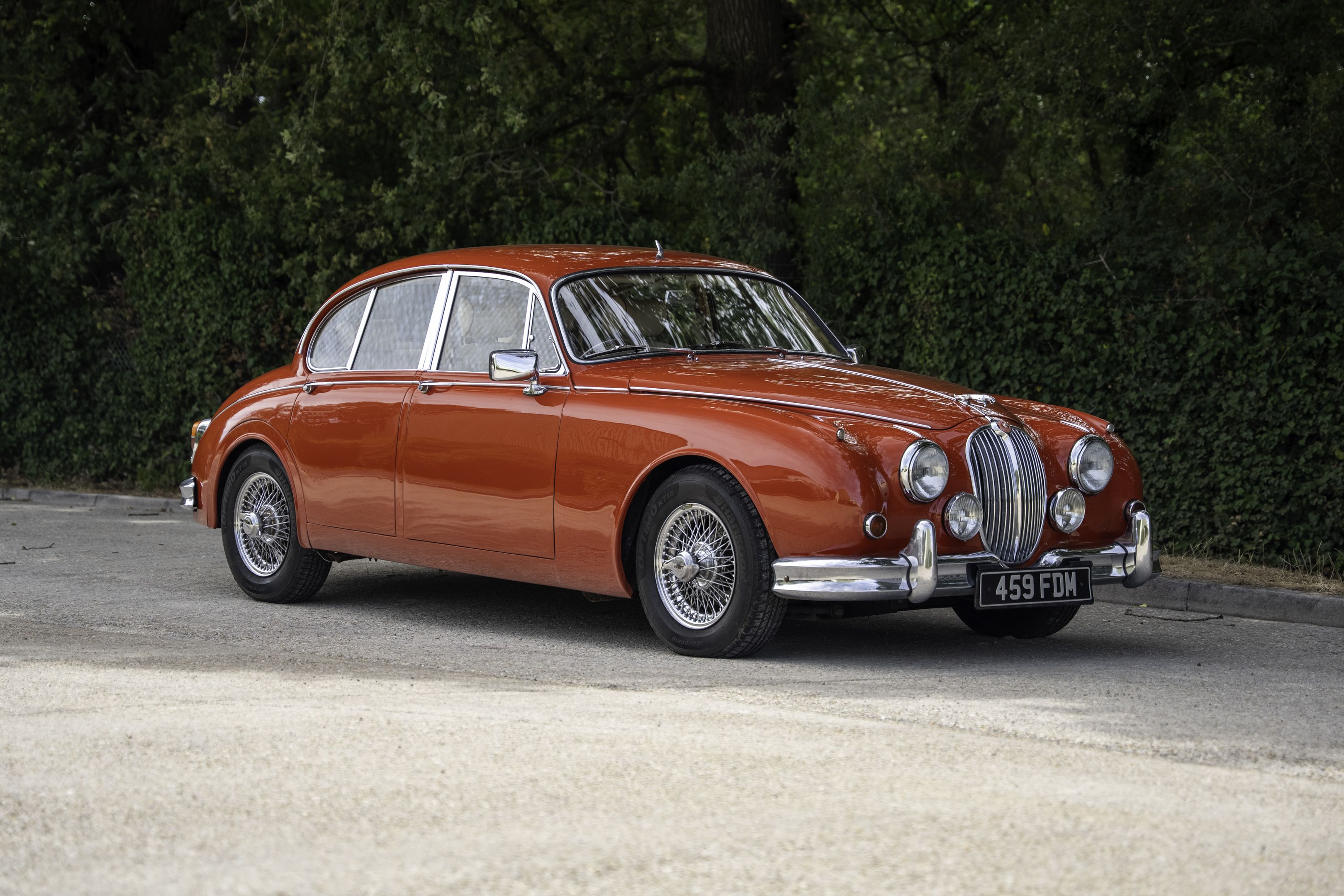 1963 Jaguar Mk2 3.4L MOD