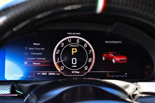 2013 Maserati GranTurismo S Coupe 4,7L V8 For Sale (picture 32 of 103)